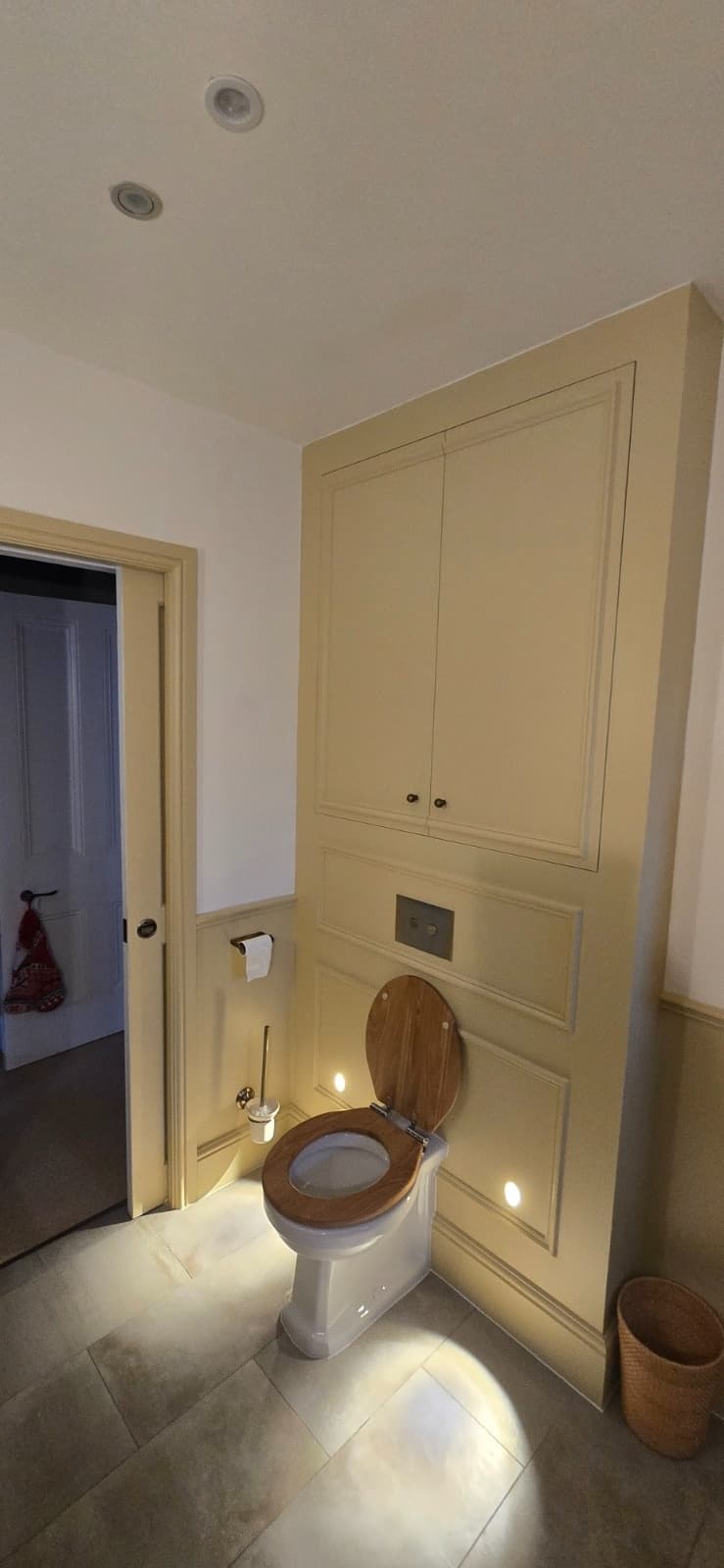 IP65 downlights — bathroom zone compliant