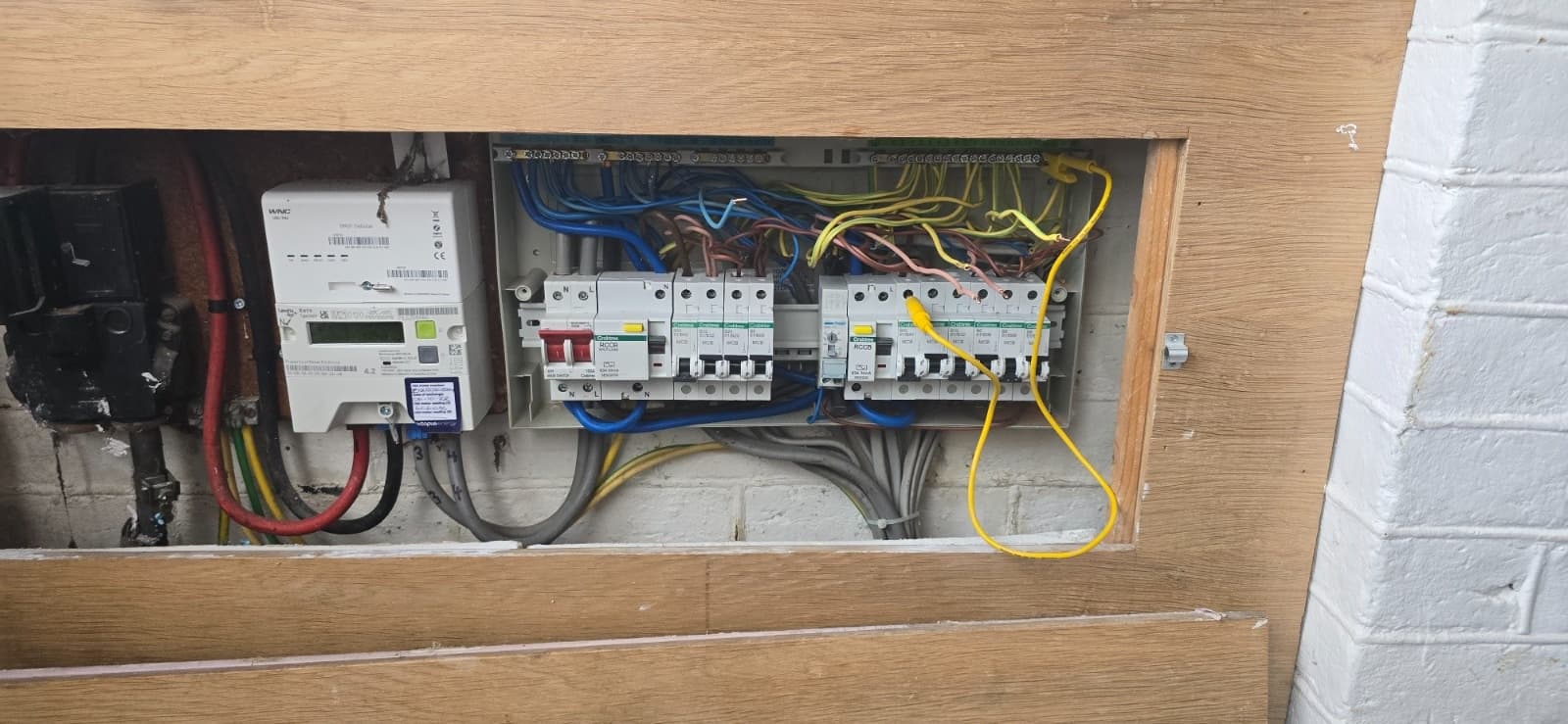 Meter cupboard & consumer unit