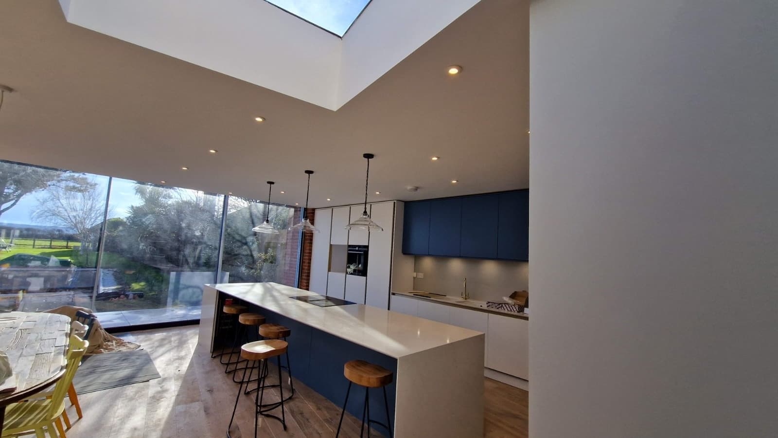 Pendant lighting positions — kitchen island